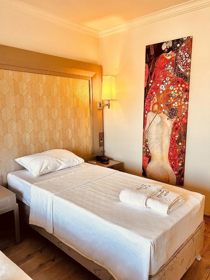 Fifty5 Suite Hotel 马尔马里斯 外观 照片